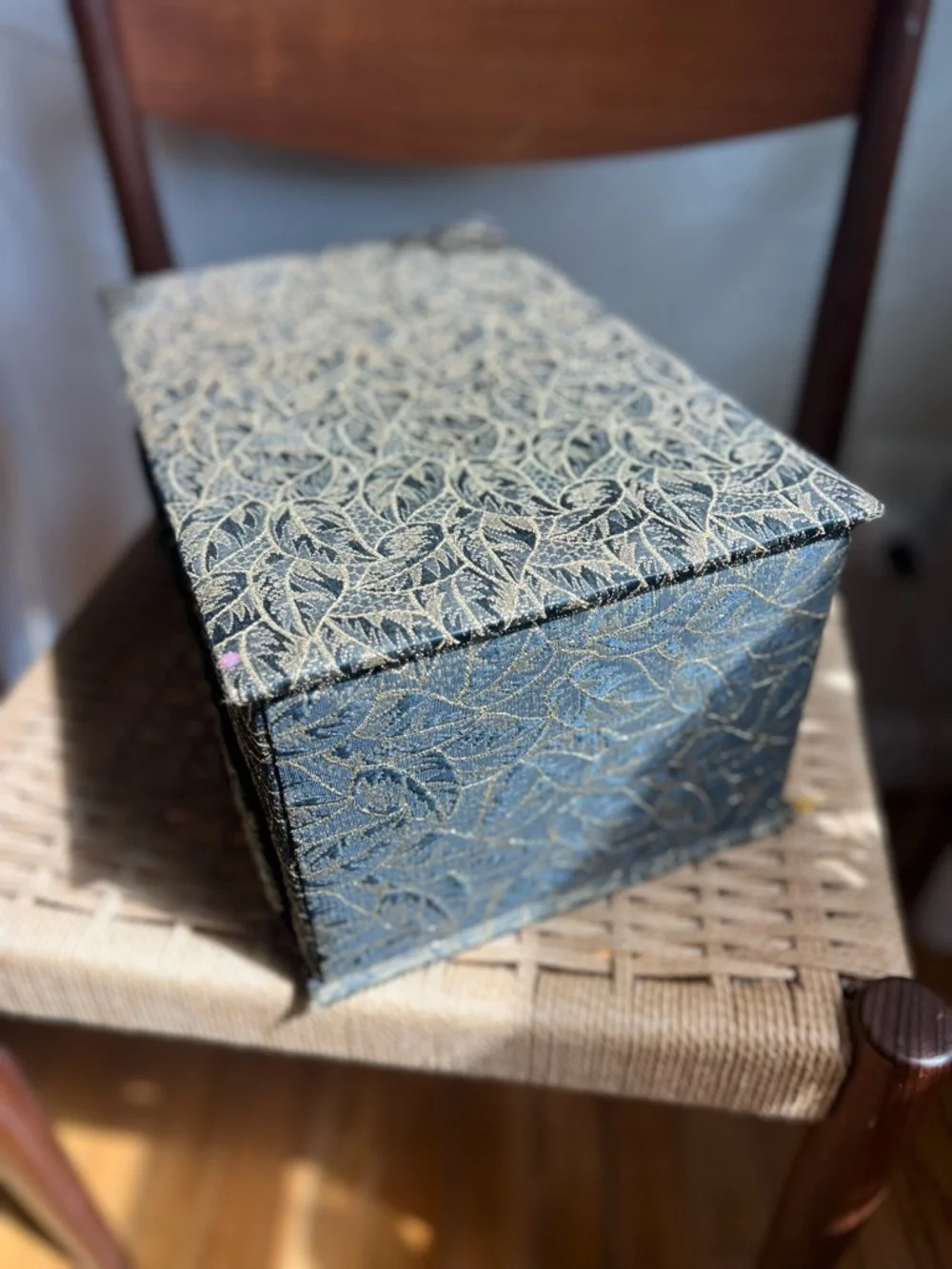 Vintage Hollywood Regency Jewelry Box Gold Brocade Velvet Organizer Chinoiserie